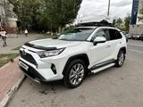 Toyota RAV4 2019 года за 15 500 000 тг. в Астана – фото 4