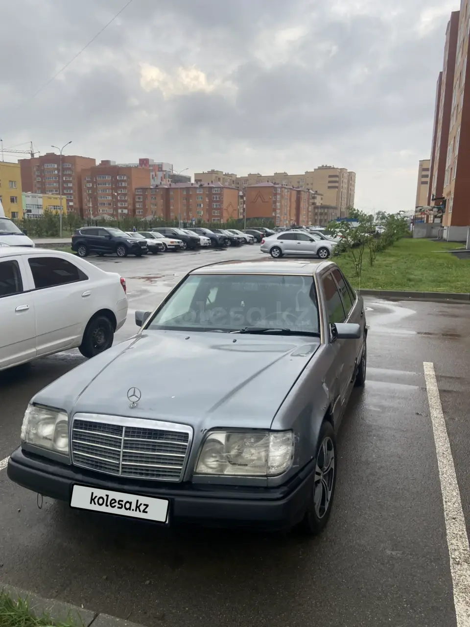 Mercedes-Benz E-Class, 1992