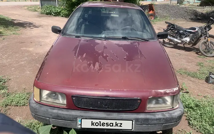 Volkswagen Passat 1992 годаfor400 000 тг. в Караганда