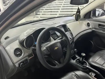 Chevrolet Cruze 2010 года за 3 050 000 тг. в Костанай – фото 7