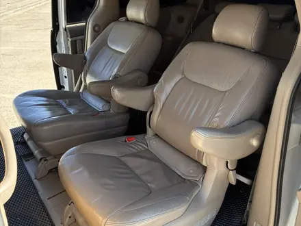 Toyota Sienna 2006 года за 8 000 000 тг. в Актобе – фото 13