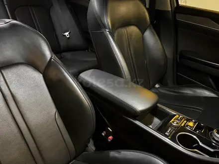 Kia K5 2020 года за 9 300 000 тг. в Алматы – фото 14