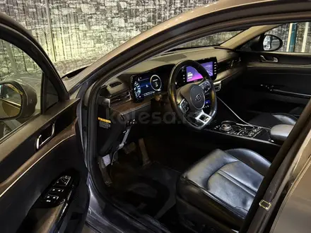 Kia K5 2020 года за 9 300 000 тг. в Алматы – фото 9