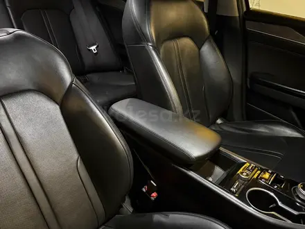 Kia K5 2020 года за 9 300 000 тг. в Алматы – фото 12
