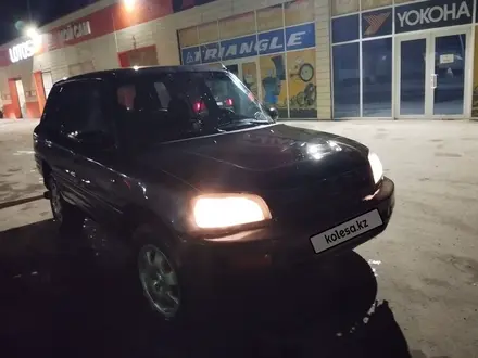 Toyota RAV4 1995 года за 2 500 000 тг. в Актобе – фото 9