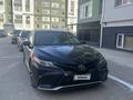 Toyota Camry 2018 года за 7 450 000 тг. в Актобе – фото 2