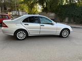 Mercedes-Benz C 200 2006 года за 3 200 000 тг. в Алматы – фото 2