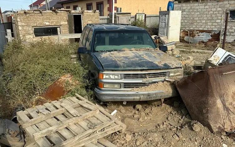 Chevrolet Tahoe 1997 годаүшін1 500 000 тг. в Алматы