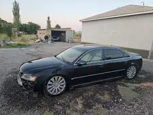 Audi A8, 2005