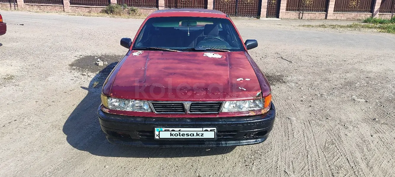 Mitsubishi Galant, 1992