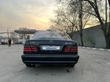 Mercedes-Benz E 55 AMG 1997 года за 4 800 000 тг. в Алматы – фото 4