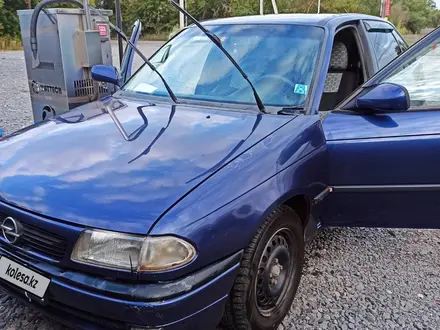 Opel Astra 1997 года за 1 490 000 тг. в Караганда – фото 2