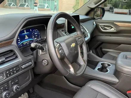 Chevrolet Tahoe 2022 года за 39 700 000 тг. в Алматы – фото 20