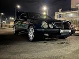 Mercedes-Benz CLK 320 1998 годаүшін3 600 000 тг. в Астана