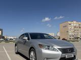 Lexus ES 300h 2013 годаүшін8 500 000 тг. в Актау – фото 3