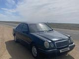 Mercedes-Benz E 230 1997 года за 1 900 000 тг. в Караганда – фото 3