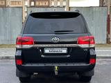 Toyota Land Cruiser 2015 годаүшін28 500 000 тг. в Астана – фото 5