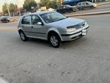 Volkswagen Golf 2001 года за 1 100 000 тг. в Астана
