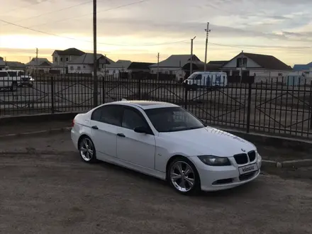 BMW 330 2008 года за 6 000 000 тг. в Актау – фото 3