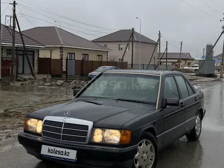 Mercedes-Benz 190 1992 года за 1 400 000 тг. в Атырау – фото 3