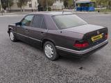 Mercedes-Benz E 320 1993 года за 2 500 000 тг. в Байконыр – фото 5