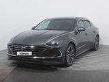 Hyundai Sonata 2021 года за 11 900 000 тг. в Астана