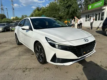 Hyundai Avante 2021 года за 10 300 000 тг. в Алматы