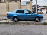 Volkswagen Vento 1993 года за 1 400 000 тг. в Шымкент – фото 4