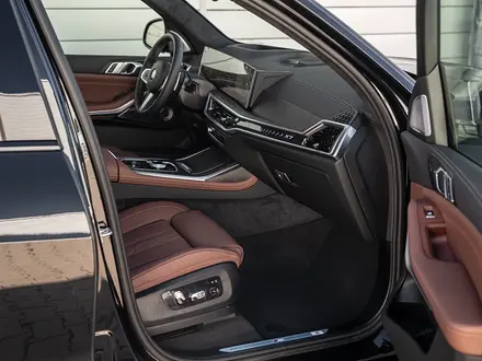 BMW X7 XDrive 40i 2025 года за 90 994 139 тг. в Астана – фото 9