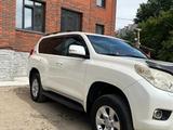 Toyota Land Cruiser Prado 2011 года за 13 700 000 тг. в Семей – фото 3
