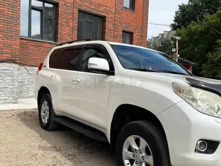 Toyota Land Cruiser Prado 2011 года за 13 700 000 тг. в Семей – фото 3