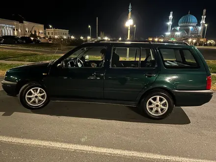 Volkswagen Golf 1995 года за 2 700 000 тг. в Туркестан – фото 18