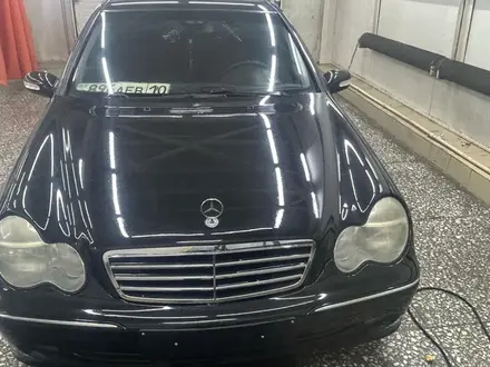 Mercedes-Benz C 180 2000 года за 2 650 000 тг. в Рудный – фото 4