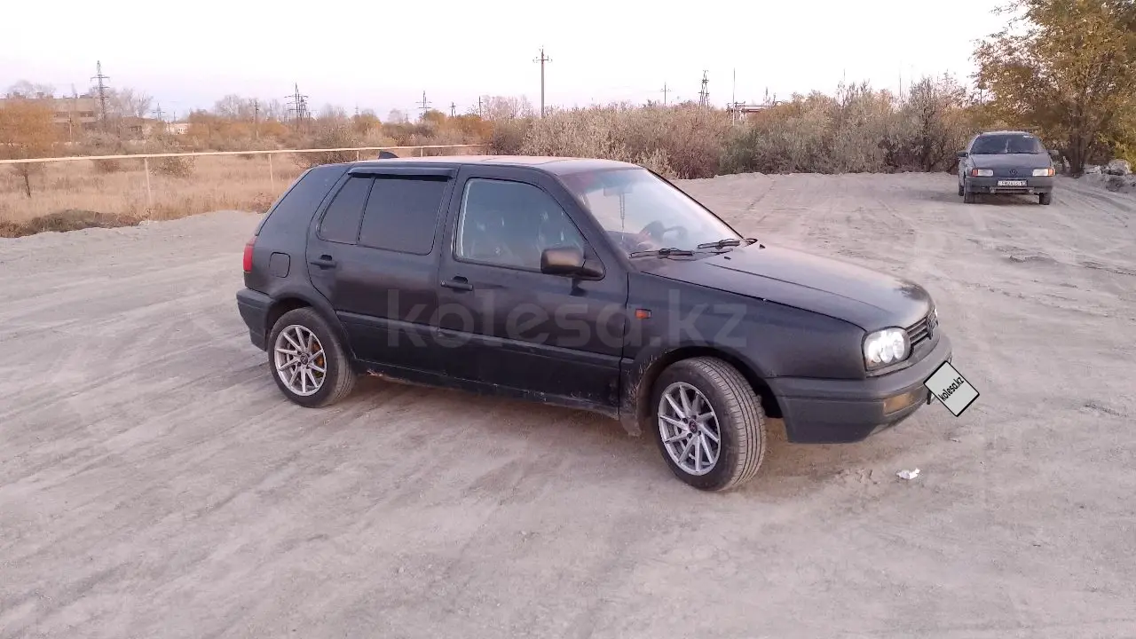 Volkswagen Golf, 1993