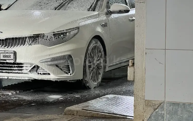 Kia K5 2018 года за 10 551 432 тг. в Атырау