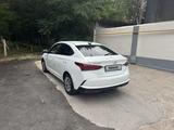 Hyundai Accent 2020 года за 7 000 000 тг. в Шымкент – фото 3