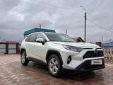 Toyota RAV4 2019 года за 14 500 000 тг. в Астана