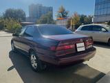 Toyota Camry 1998 годаүшін3 500 000 тг. в Семей – фото 3