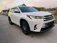 Toyota Highlander 2017 годаfor15 500 000 тг. в Алматы