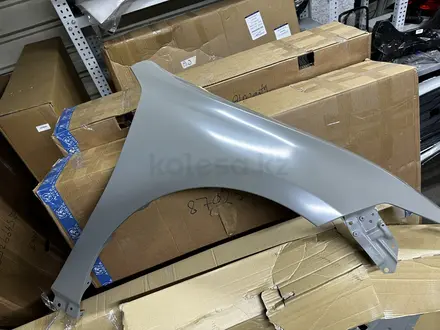 Крыло переднее Lexus ES за 180 000 тг. в Астана