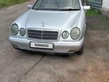 Mercedes-Benz E 200 1996 года за 1 800 000 тг. в Караганда – фото 3