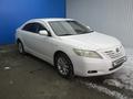 Toyota Camry 2006 года за 3 507 100 тг. в Актобе – фото 3