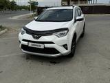 Toyota RAV4 2015 годаүшін11 900 000 тг. в Атырау – фото 2