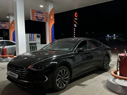 Hyundai Sonata 2023 года за 15 000 000 тг. в Петропавловск – фото 25