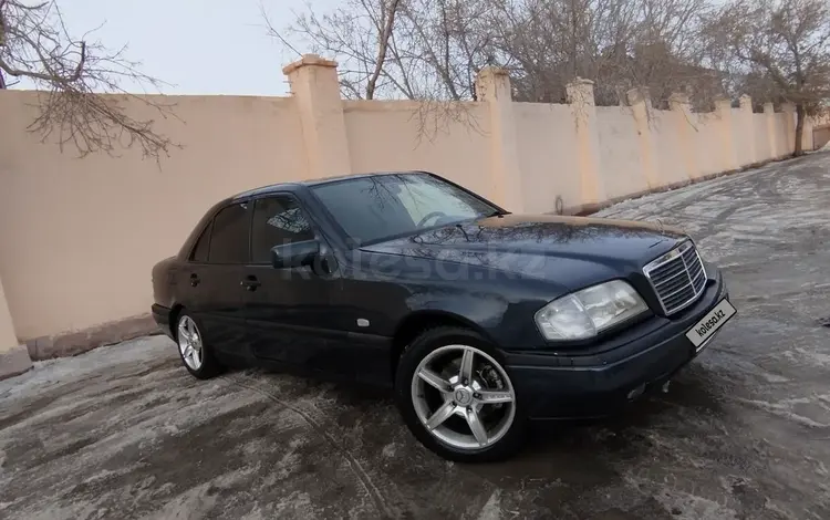 Mercedes-Benz C 200 1995 годаүшін2 600 000 тг. в Караганда