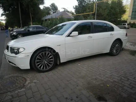 BMW 745 2004 года за 4 500 000 тг. в Алматы – фото 3