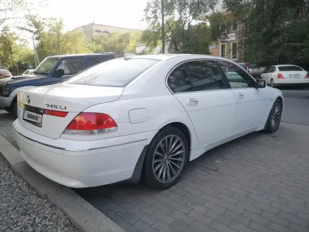 BMW 745 2004 года за 4 500 000 тг. в Алматы – фото 5