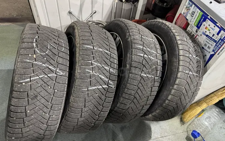 Шины Pirelli за 40 000 тг. в Алматы