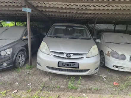 Toyota Sienna 2009 года за 7 000 000 тг. в Алматы