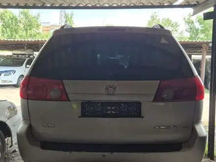 Toyota Sienna 2009 года за 7 000 000 тг. в Алматы – фото 9